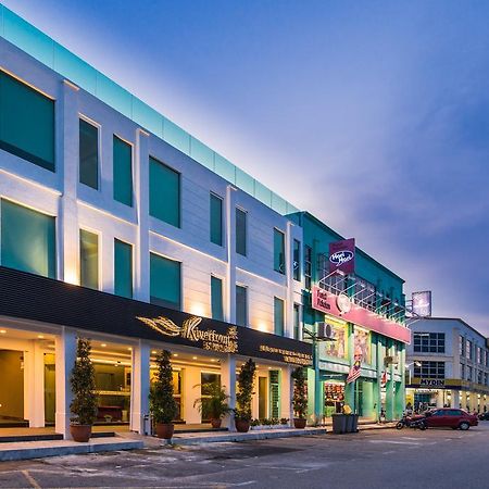 Riverfront Sentral Hotel Малакка Экстерьер фото